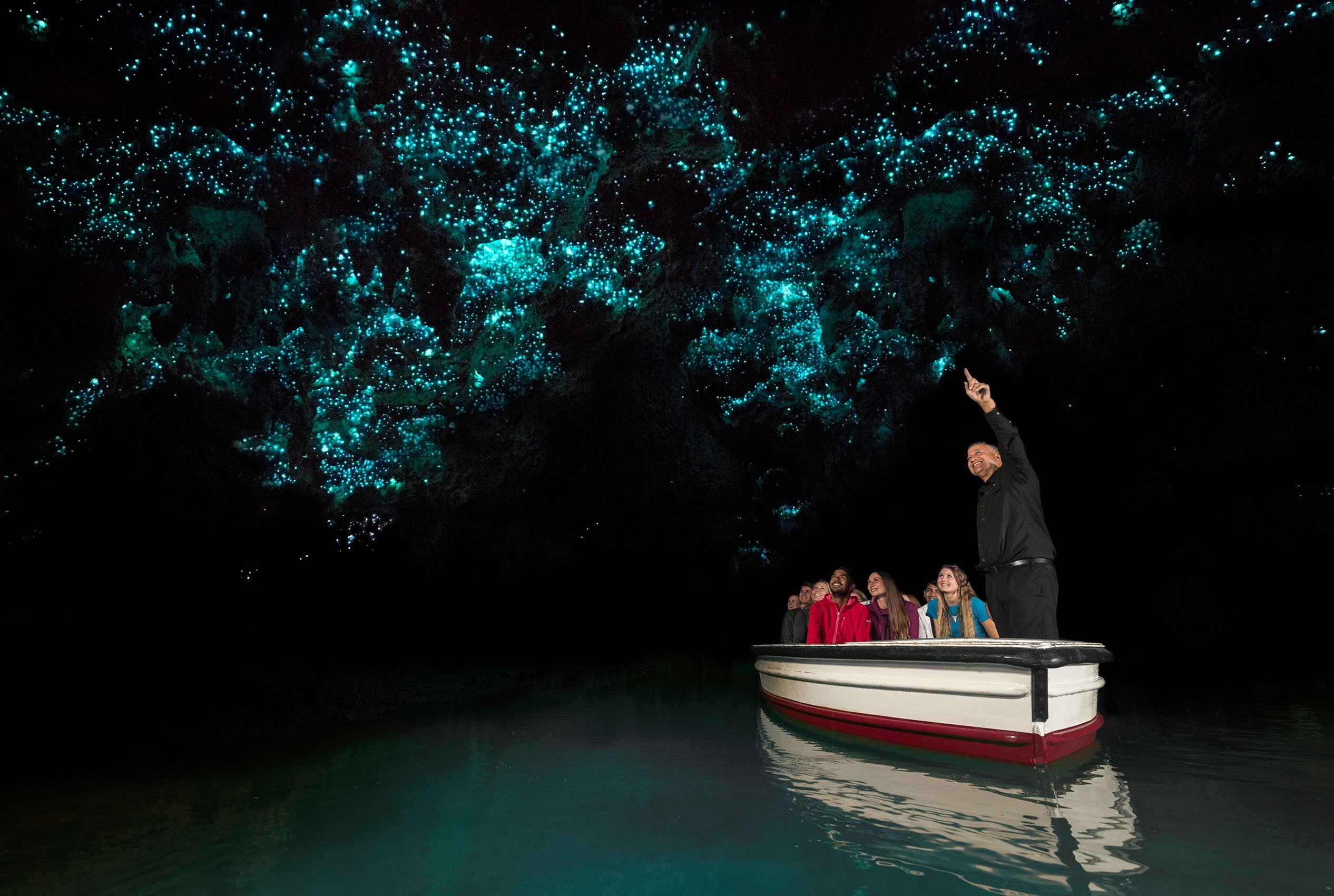 Waitomo glowworm caves